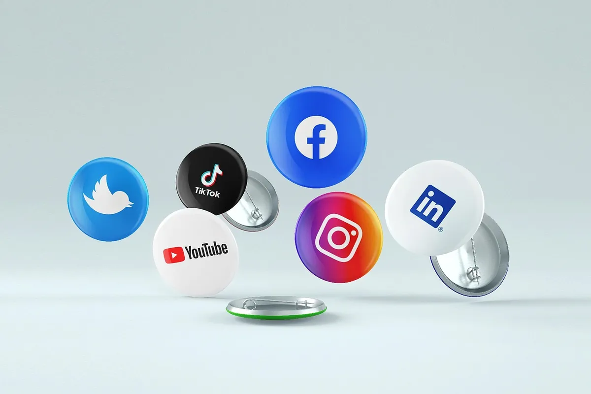 社交媒體、社交網路、icon、媒體、多媒體、網際網路、連線、Facebook、YouTube、Twitter、TikTok、Instagram、LinkedIn、網路、社交媒體、s